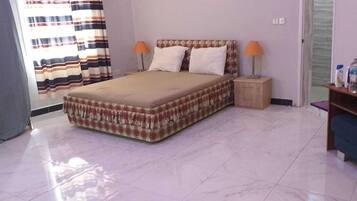 9 chambres, Wi-Fi gratuit, draps fournis