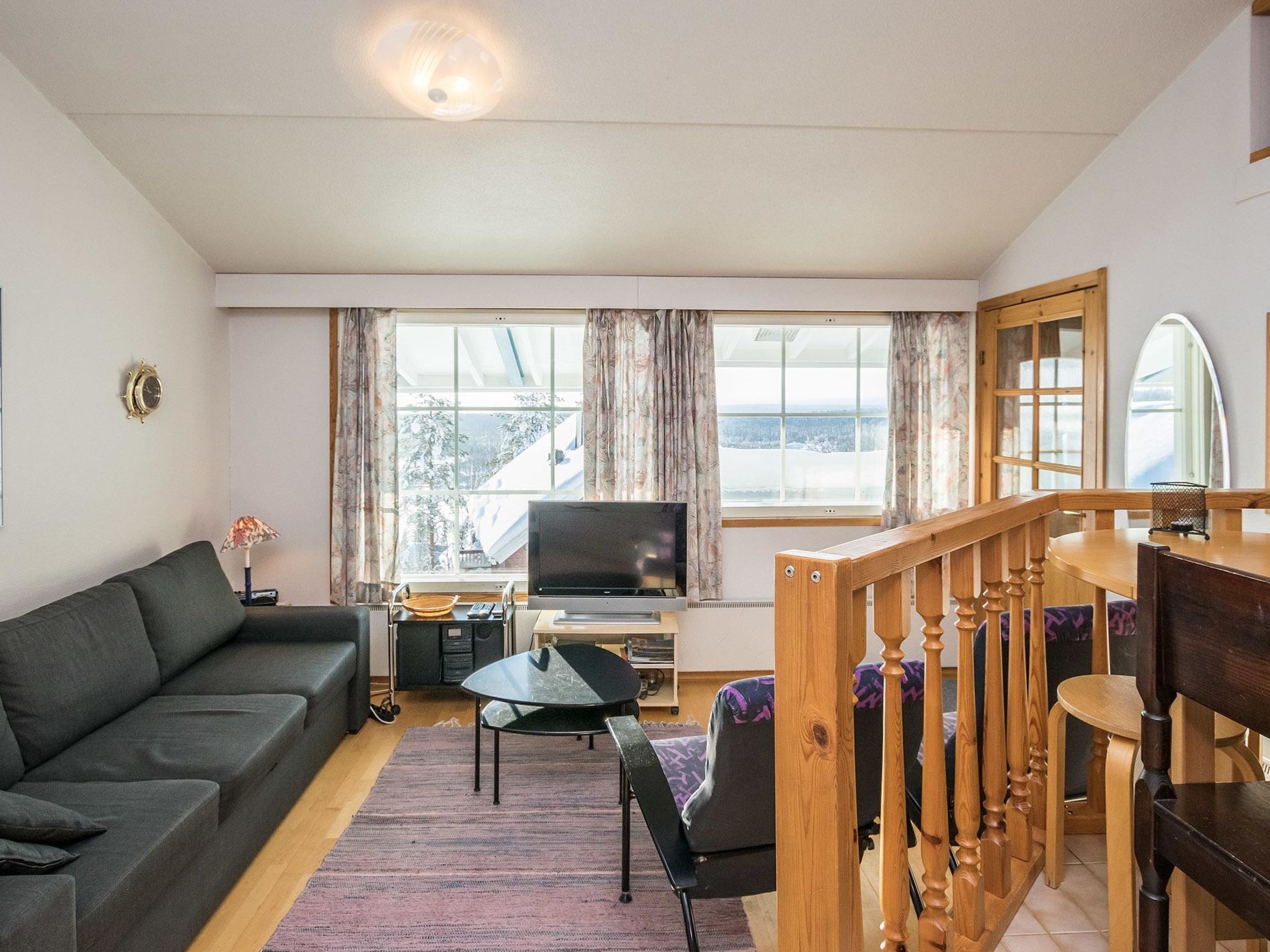 Télévision, cheminée