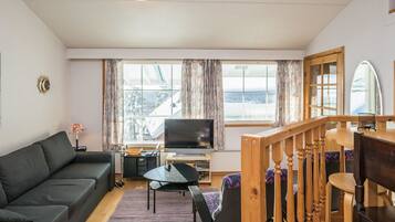 Télévision, cheminée