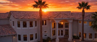 Golf Mansion • 7BR • 12 Beds • Luxe• 7 Golf Courses within 3 Miles