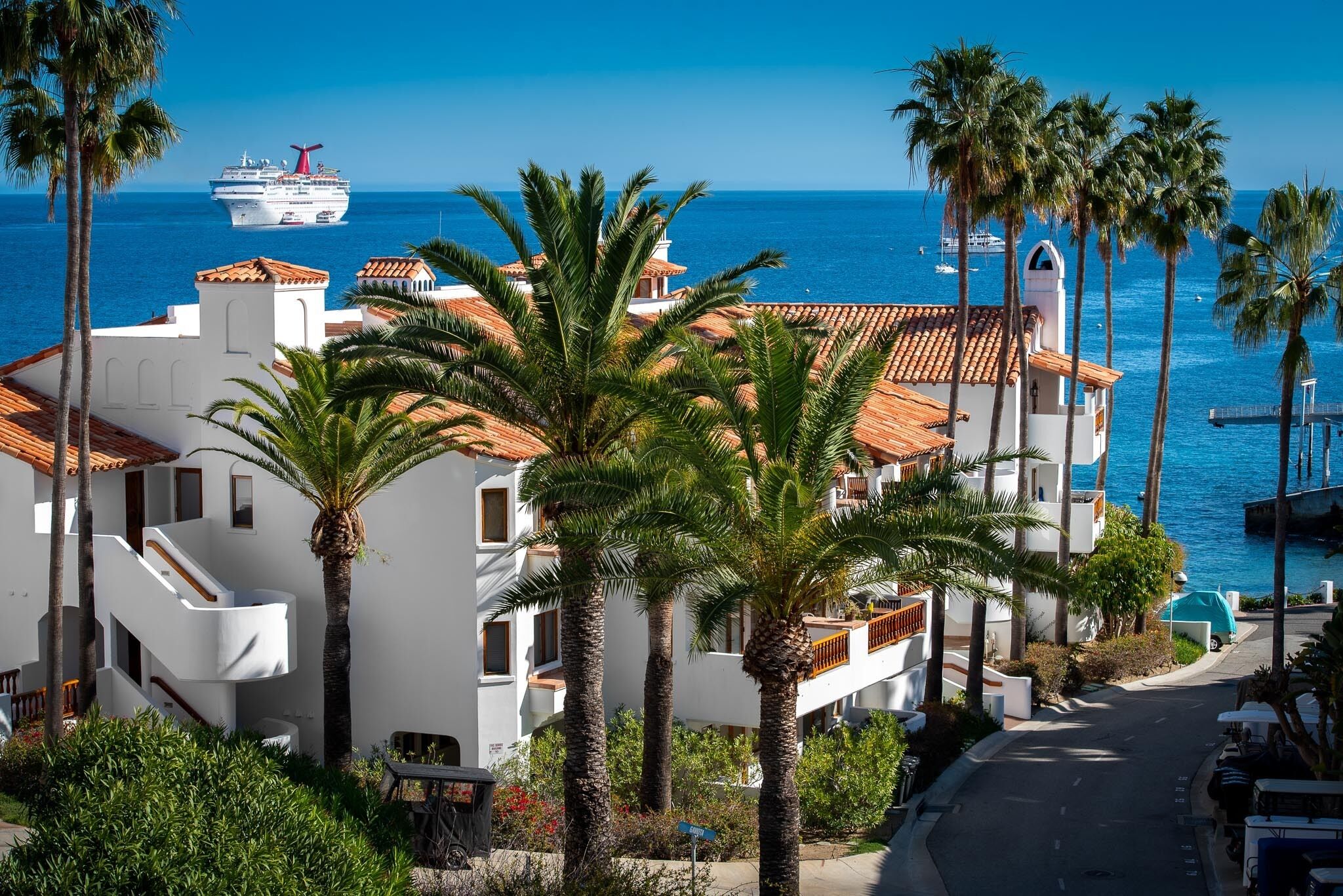 H13-38 Two story villa with amazing ocean views + golf cart