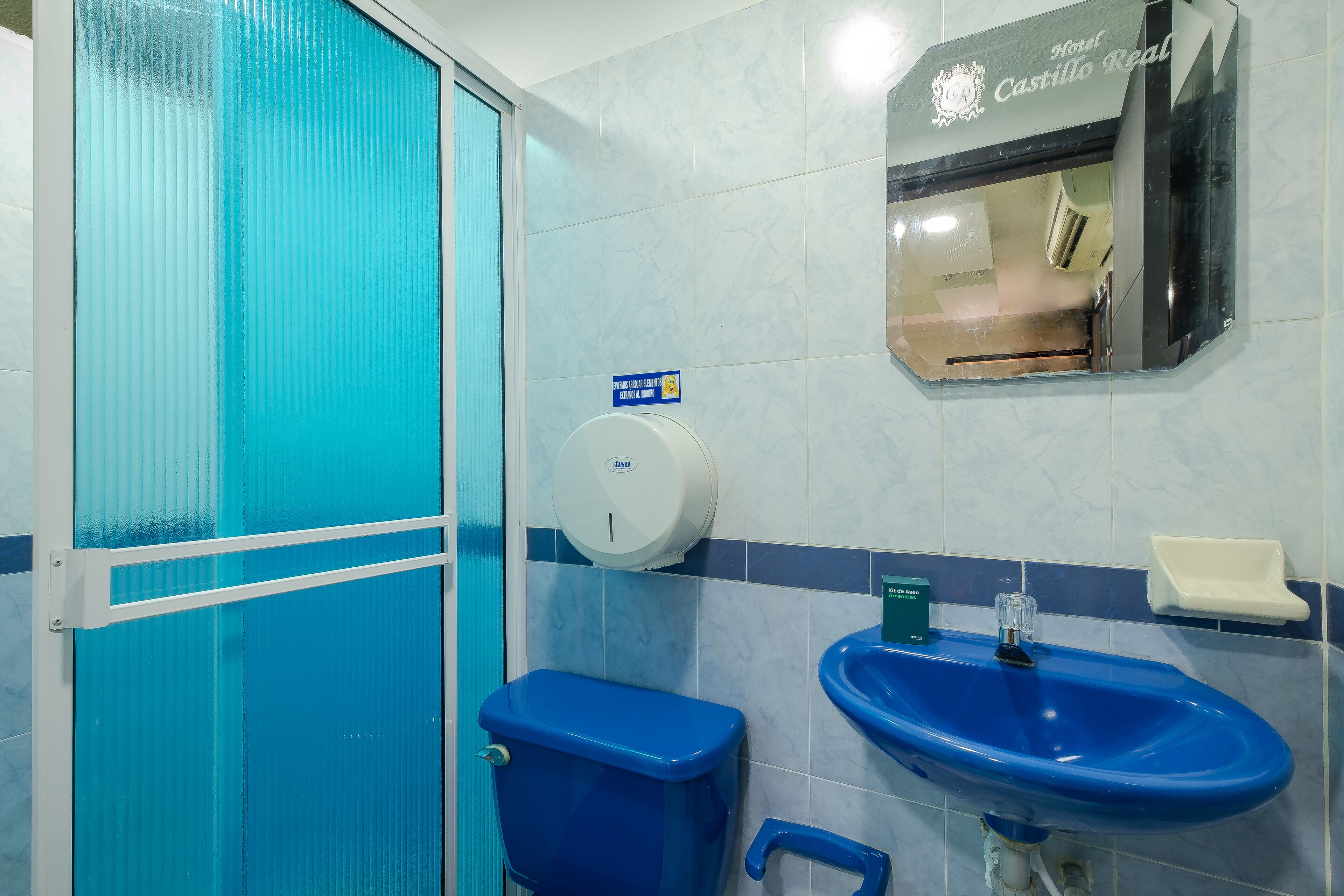 shower, free toiletries, towels, soap