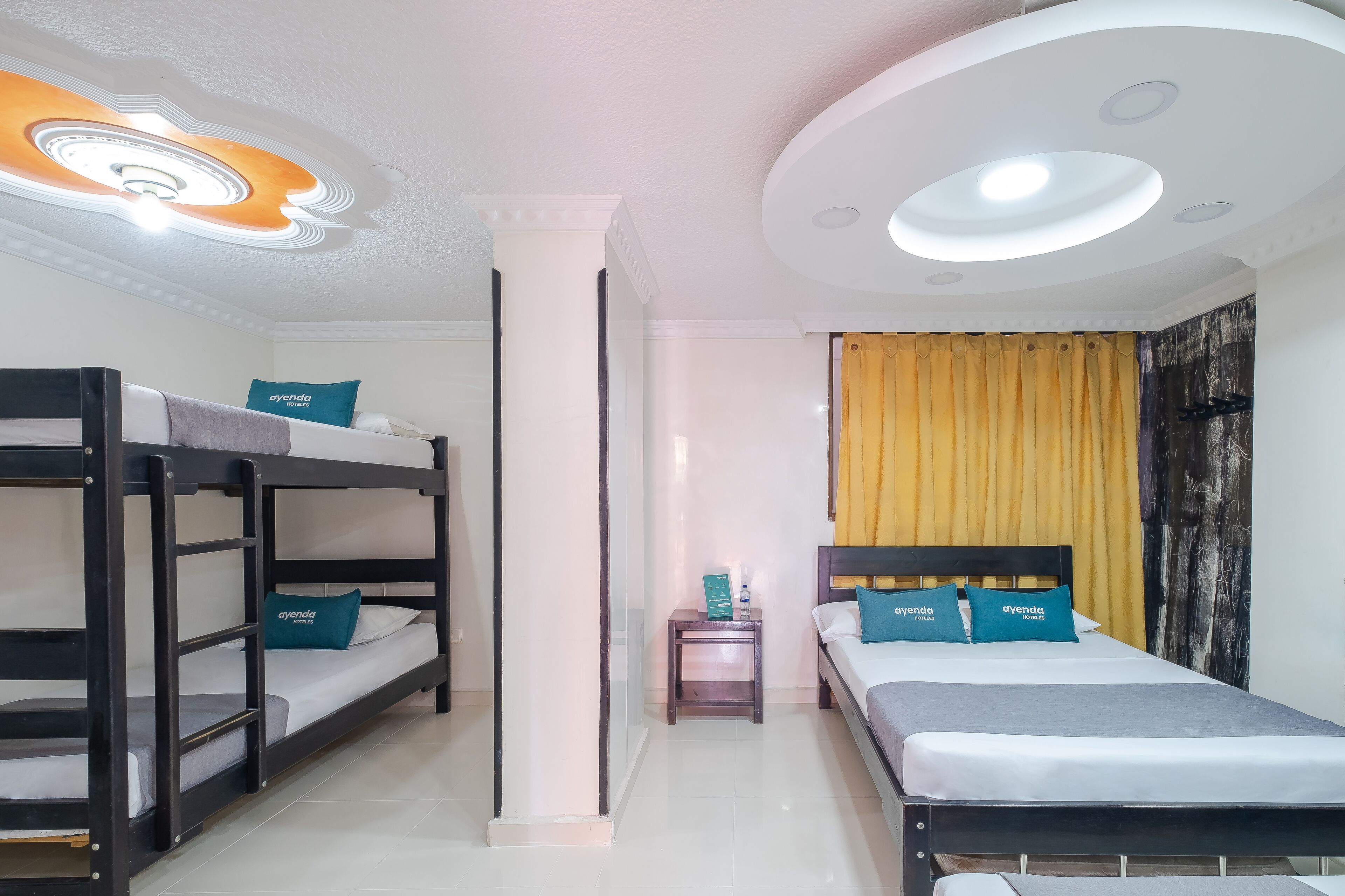 family room | 1 bedroom, hypo-allergenic bedding, free wifi, bed sheets