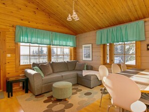 TV - Gasthalla a paritalo by Interhome (Hyrynsalmi)