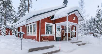 Hyryn herra mökki by Interhome