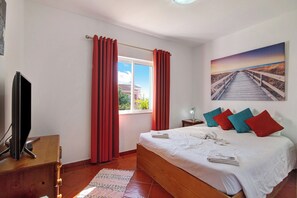 3 habitaciones, tabla de planchar con plancha y wifi gratis 