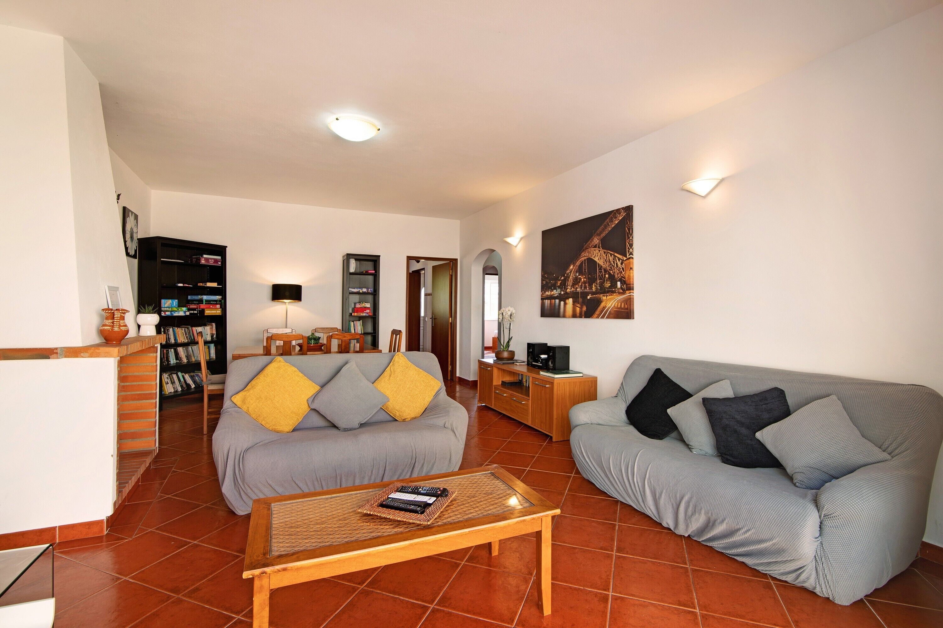 Televisio, DVD-soitin, stereot