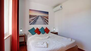 3 habitaciones, tabla de planchar con plancha y wifi gratis