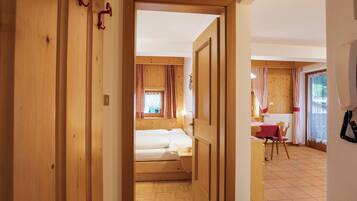 2 camere, ferro/asse da stiro, Wi-Fi gratuito, lenzuola