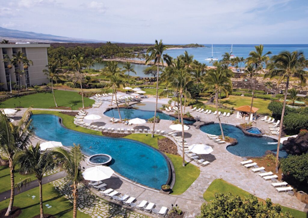 室外游泳池，恒温泳池