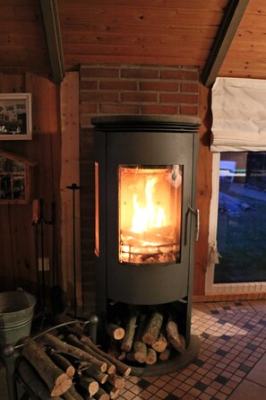 Unclassified image, 5 of 24, button