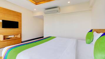 Standard Room | Desk, free WiFi, bed sheets