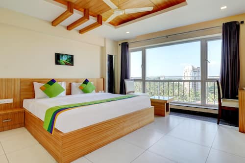 Standard Room | Desk, free WiFi, bed sheets
