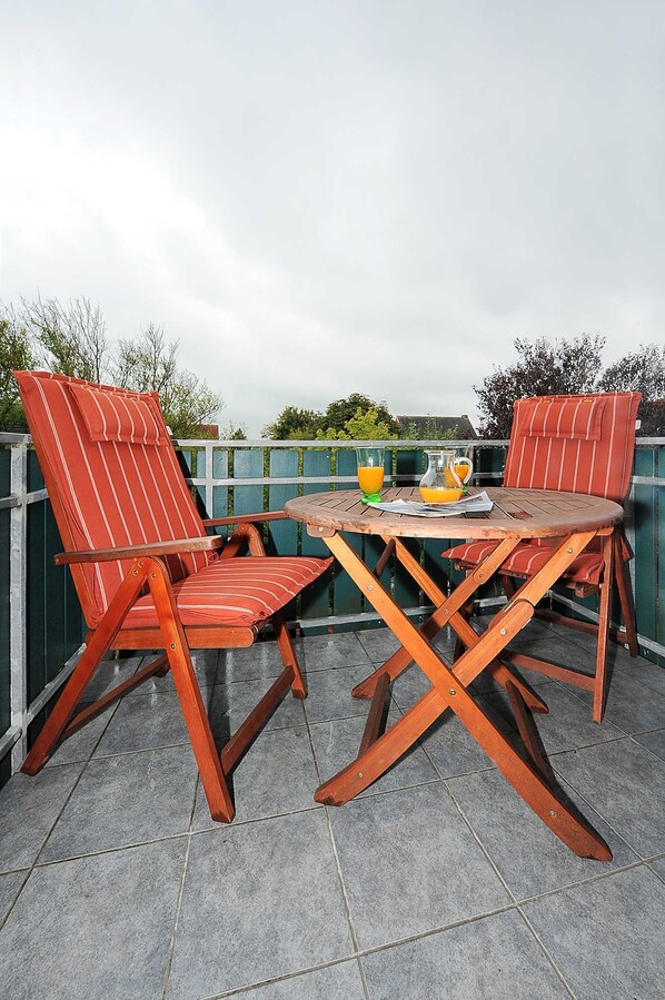 Imagen sin descripción, 1 de 16, botón