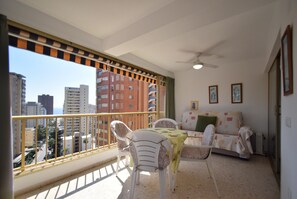 Outdoor dining - LAS ADELFAS (2 BEDROOM) (Benidorm)