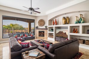 Smart TV, fireplace, ping pong