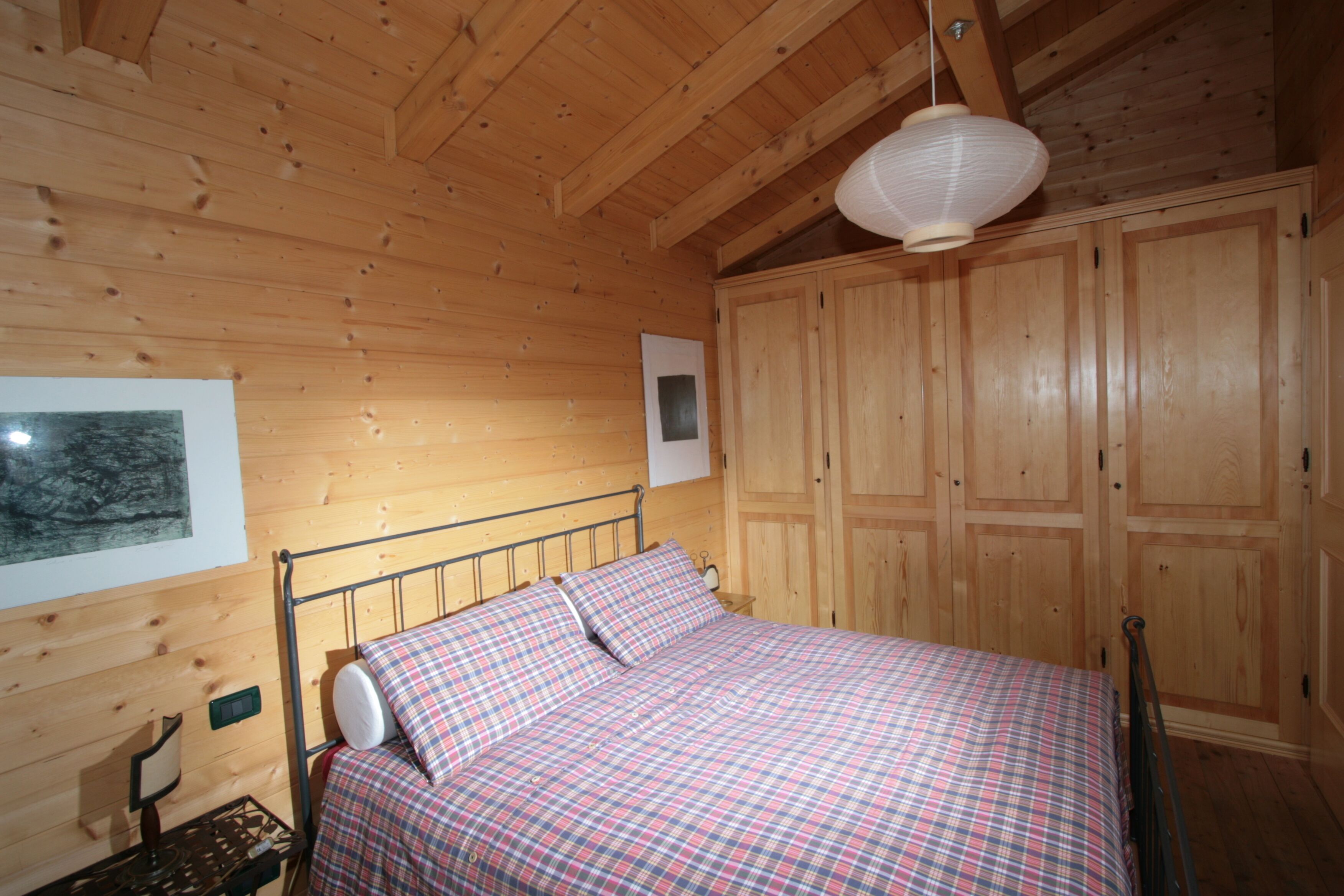 2 bedrooms, iron/ironing board, travel crib, free WiFi