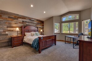 4 Schlafzimmer, Bügeleisen/Bügelbrett, Reisekinderbett, WLAN