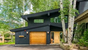 Yksityiskohta ulkoa
