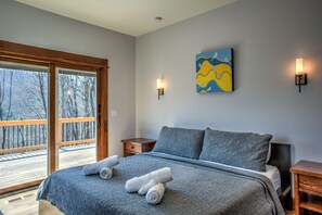 2 slaapkamers, een strijkplank/strijkijzer, gratis wifi, beddengoed