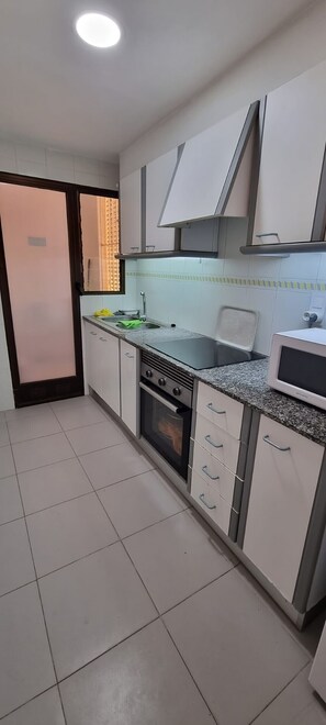 Fridge, microwave, oven, stovetop - Tamaris playa 2ºB (Playa Xeraco)
