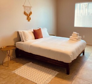 2 bedrooms, iron/ironing board, free WiFi, bed sheets