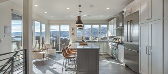 Wildhorse Retreat | Prime Location | Pool | Stargazing From Hot Tub