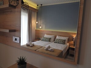 1 bedroom, iron/ironing board, free WiFi, bed sheets - Blue Sky Hotel Superior Studio with sea view & pool (Αγία Μαρίνα)