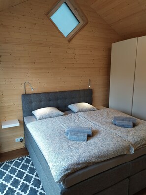 1 bedroom, iron/ironing board, free WiFi, bed sheets - New building (2020) for 2 pers quiet location, whirlpool, bed linen and much more incl (Vena)