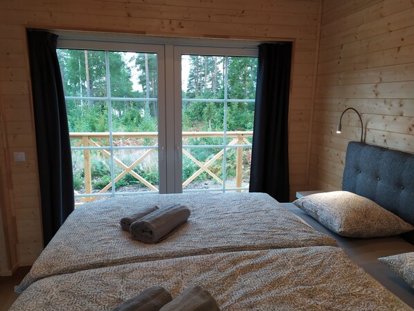 1 غرفة نوم ومكواة/لوح كي وواي فاي مجانًا وملاءات أسرّة