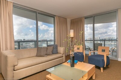 2 Br Luxury Suite In Marenas Beach Resort 2 Bedroom Condo by RedAwning