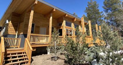 Pet-Friendly Cabin | 34 MI to YNP | Cozy Cabin