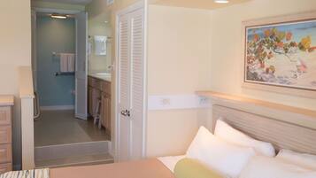 2 habitaciones, minibar, espacio para trabajar con laptop y wifi gratis