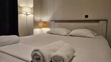 Deluxe Double Room | 1 bedroom, individually decorated, individually furnished, free WiFi