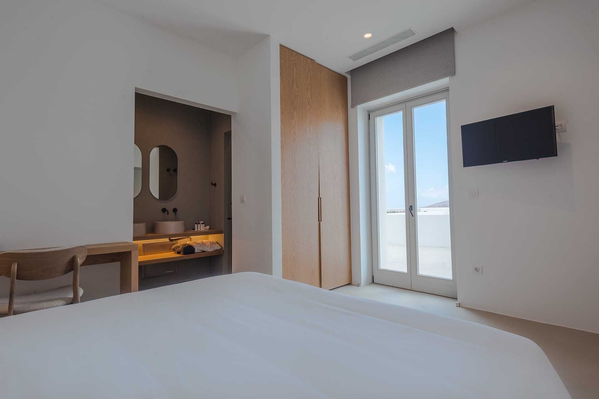 1 bedroom, iron/ironing board, travel cot, free WiFi