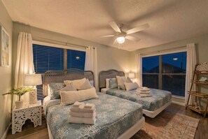 4 bedrooms, desk, iron/ironing board, travel cot