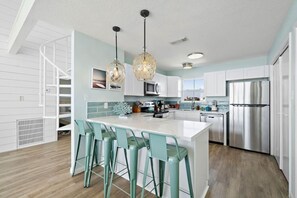 Fridge, microwave, oven, stovetop - Charming Bungalow Steps from the Beach w/ Fire Pit (Galveston)