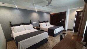 Premium bedding, in-room safe, desk, free WiFi - Hotel Habana (Mexico City)