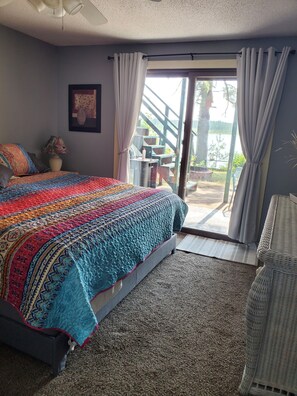 3 chambres, bureau, Wi-Fi gratuit, draps fournis