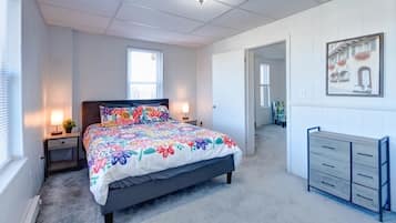 1 habitación, tabla de planchar con plancha, wifi gratis y ropa de cama