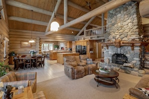 Smart TV, fireplace, DVD player, books