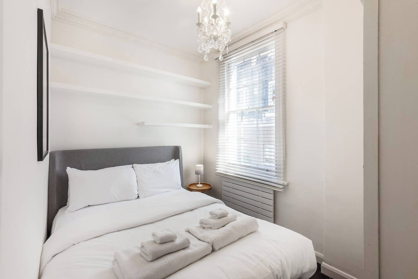 2 chambres, fer et planche à repasser, accès Internet, draps fournis