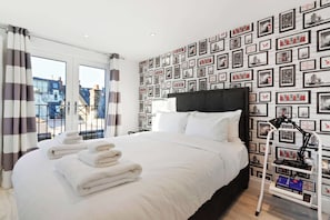 3 bedrooms, iron/ironing board, Internet, bed sheets - Stunningly Decorated 3BD Flat in Fulham (London)