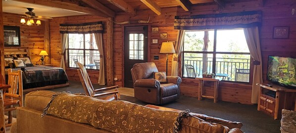 Smart TV, fireplace, DVD player