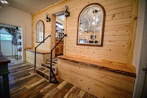 Interior - Unique 2 BR Spacious Cottage (Hatfield)