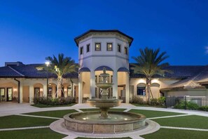 Exterior - Townhome with Screened Pool and Kids Bedroom (Kissimmee)