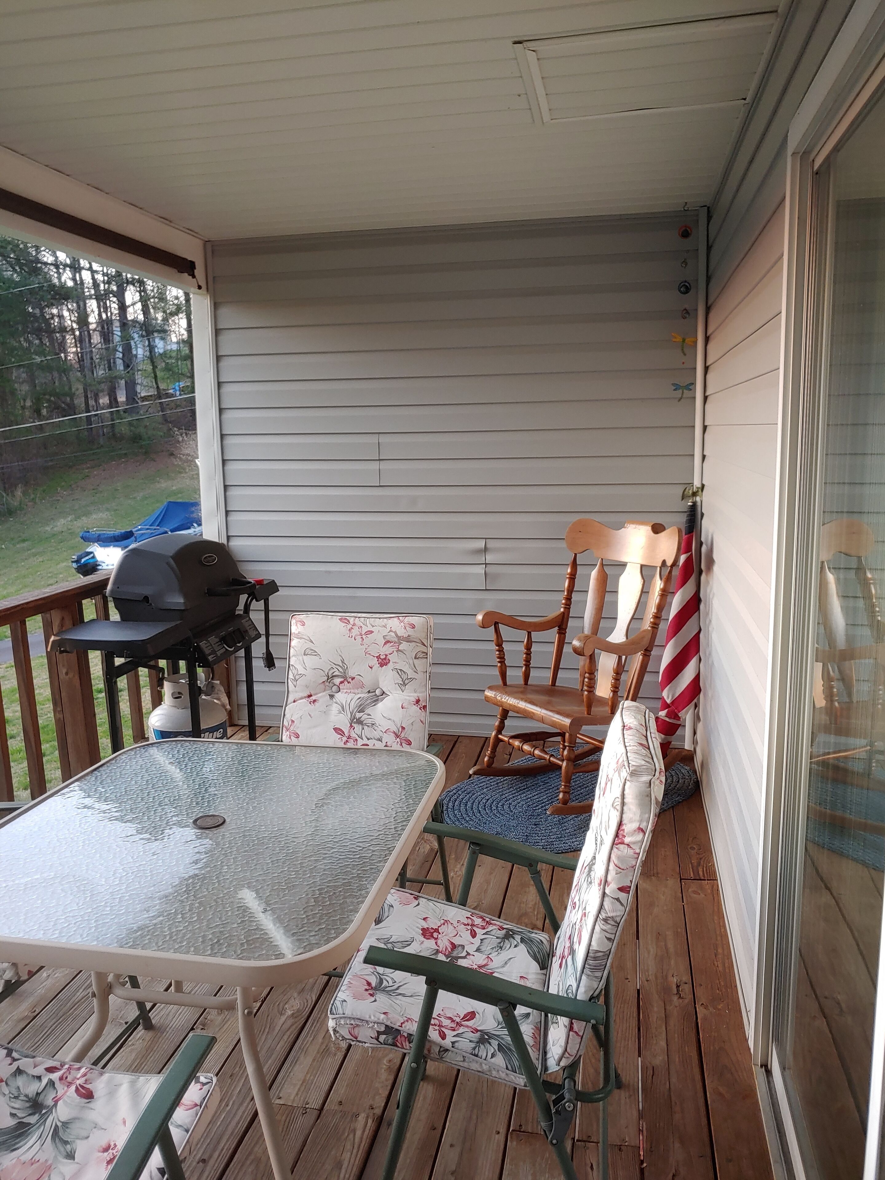 top deck w\gas grill