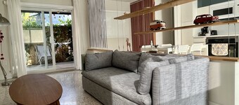 Cozy entire house in excellent location , close Brickell , Coconut Grove