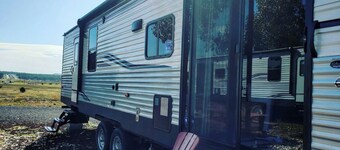 Grand Canyon RV Glamping Luxury Suite #2 (Glamping Getaway)