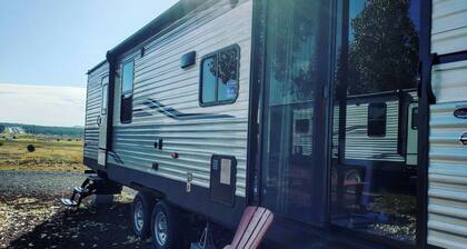 Grand Canyon RV Glamping Luxury Suite #2 (Glamping Getaway)